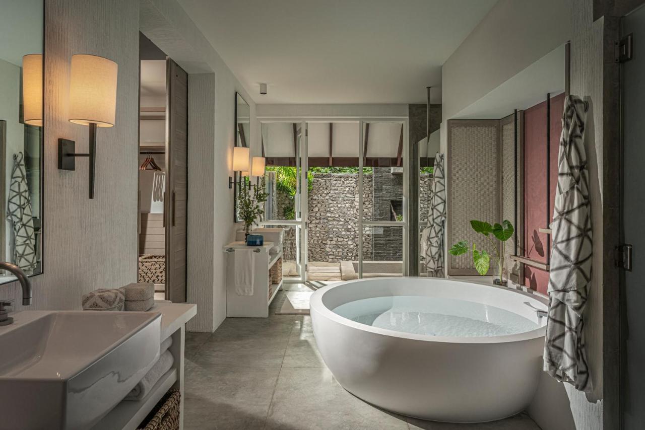 Four Seasons Resort Maldives At Landaa Giraavaru Milaidhoo Esterno foto