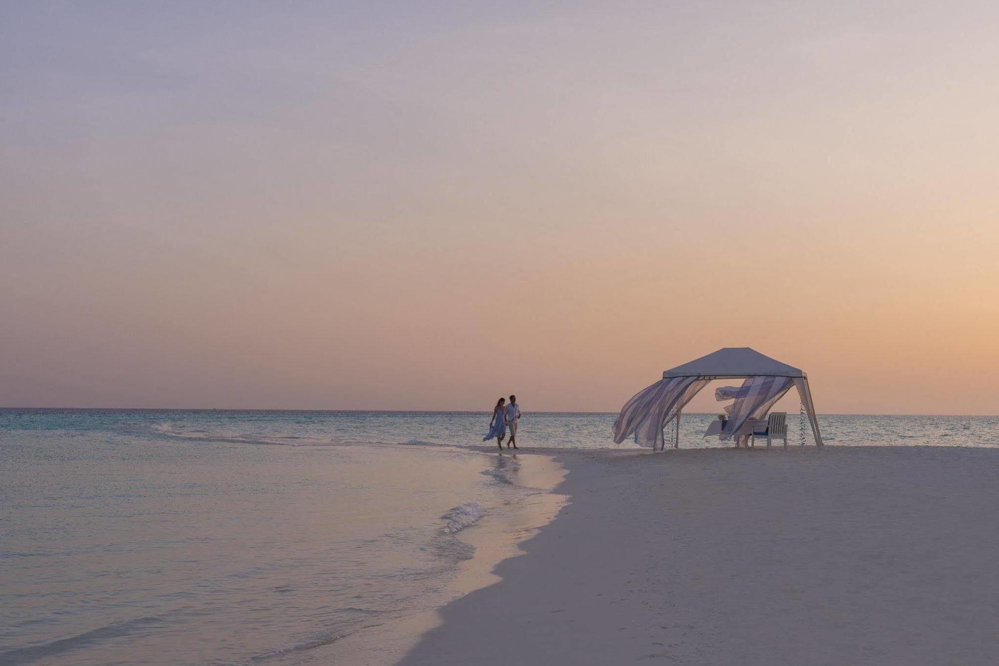 Four Seasons Resort Maldives At Landaa Giraavaru Milaidhoo Esterno foto
